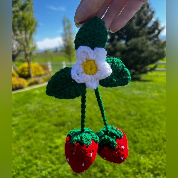 3/$20 Hand Crocheted Blossoming Strawberries Keychain/Bag Charm! - Picture 13 of 13